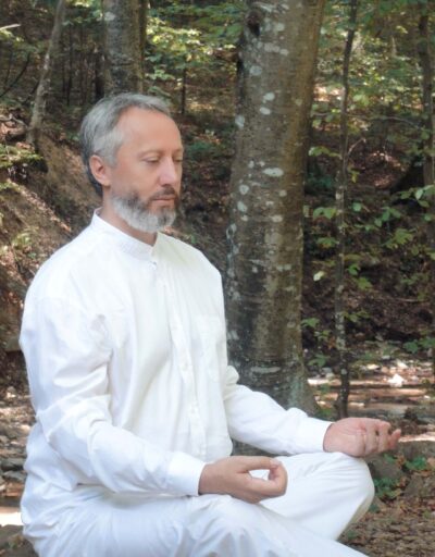 professor_predrag_nikic_yoga